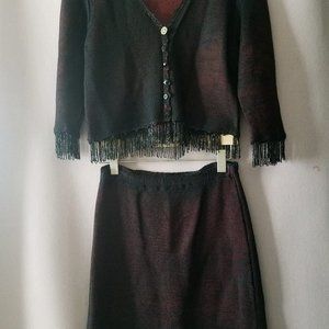 Beautiful Heavy Knit  2 piece bead on edge